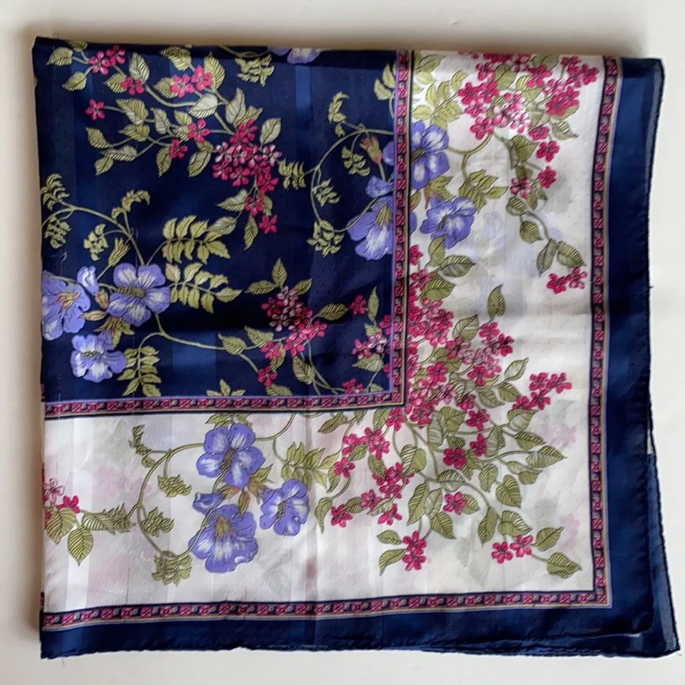 Navy Blue~White‎ Floral 29” x 30” Scarf Italy